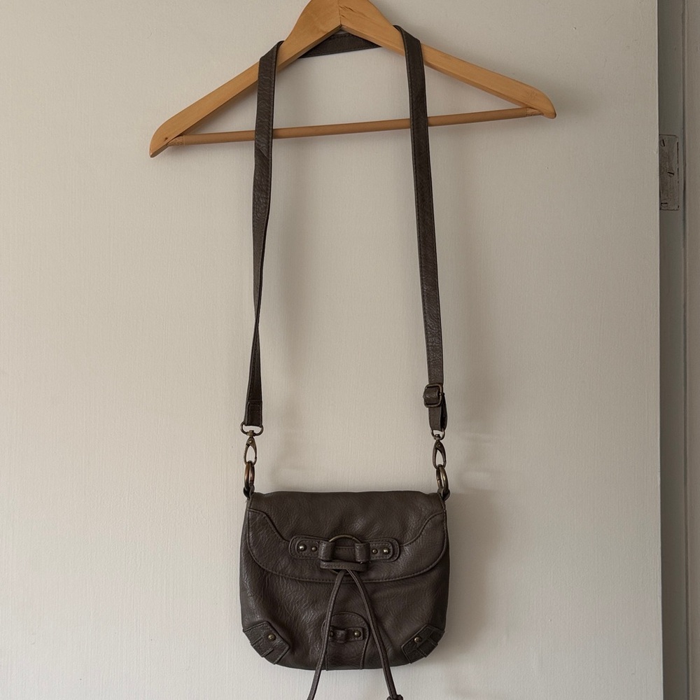 Elegant Brown Leather Crossbody Bag
